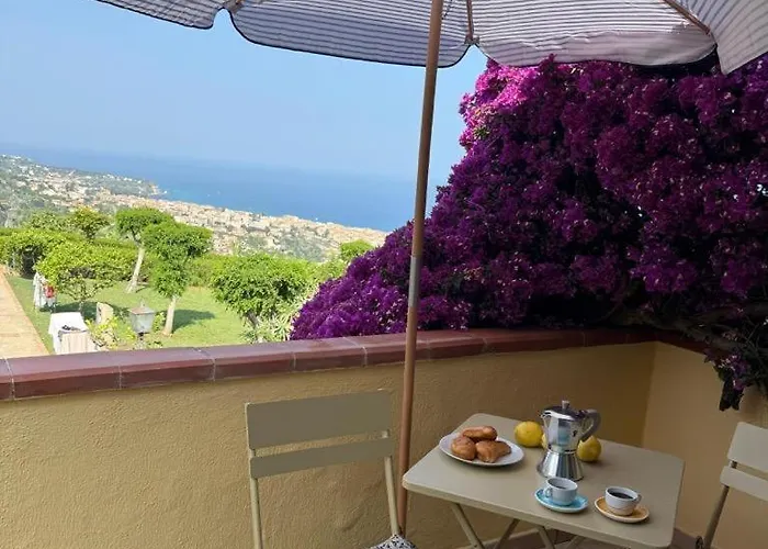 On Hill 2 아파트 파르겔리아