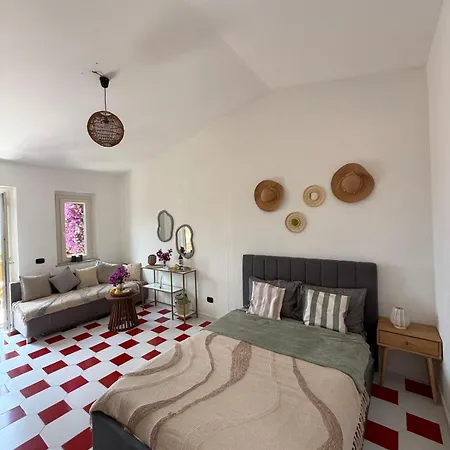 Apartamento On Hill 2 Parghelia