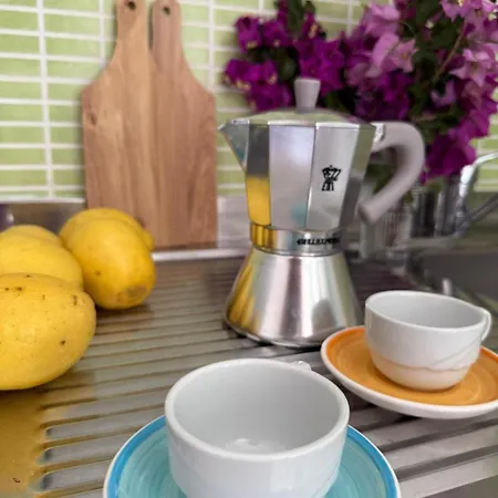 On Hill 2 アパート *